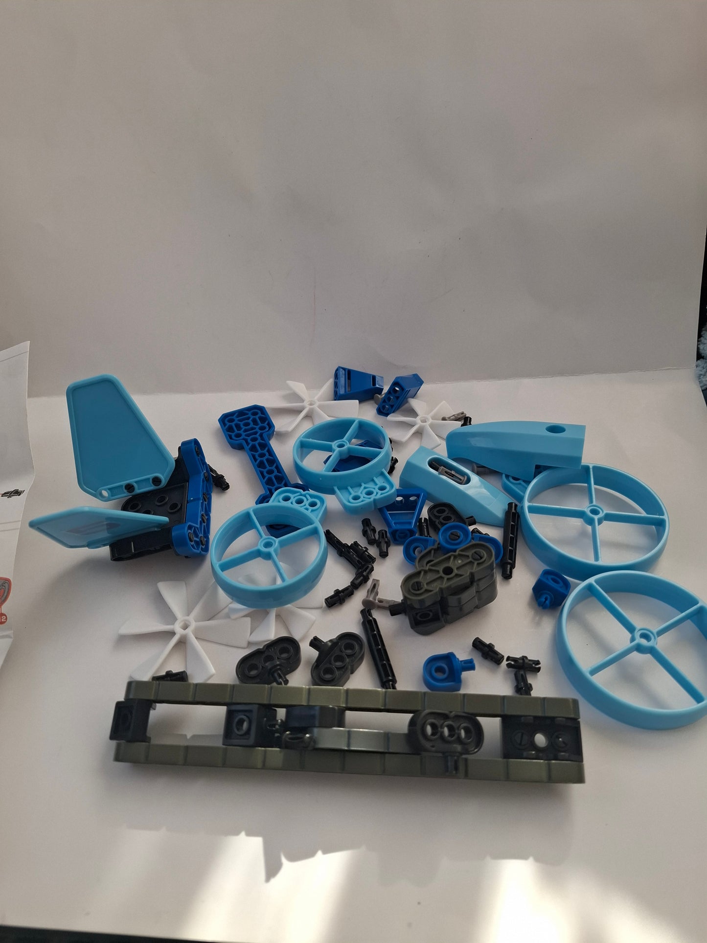 Space Explorers - 5 Aerial Drone Kit | VEX Robotics | Shell Promo