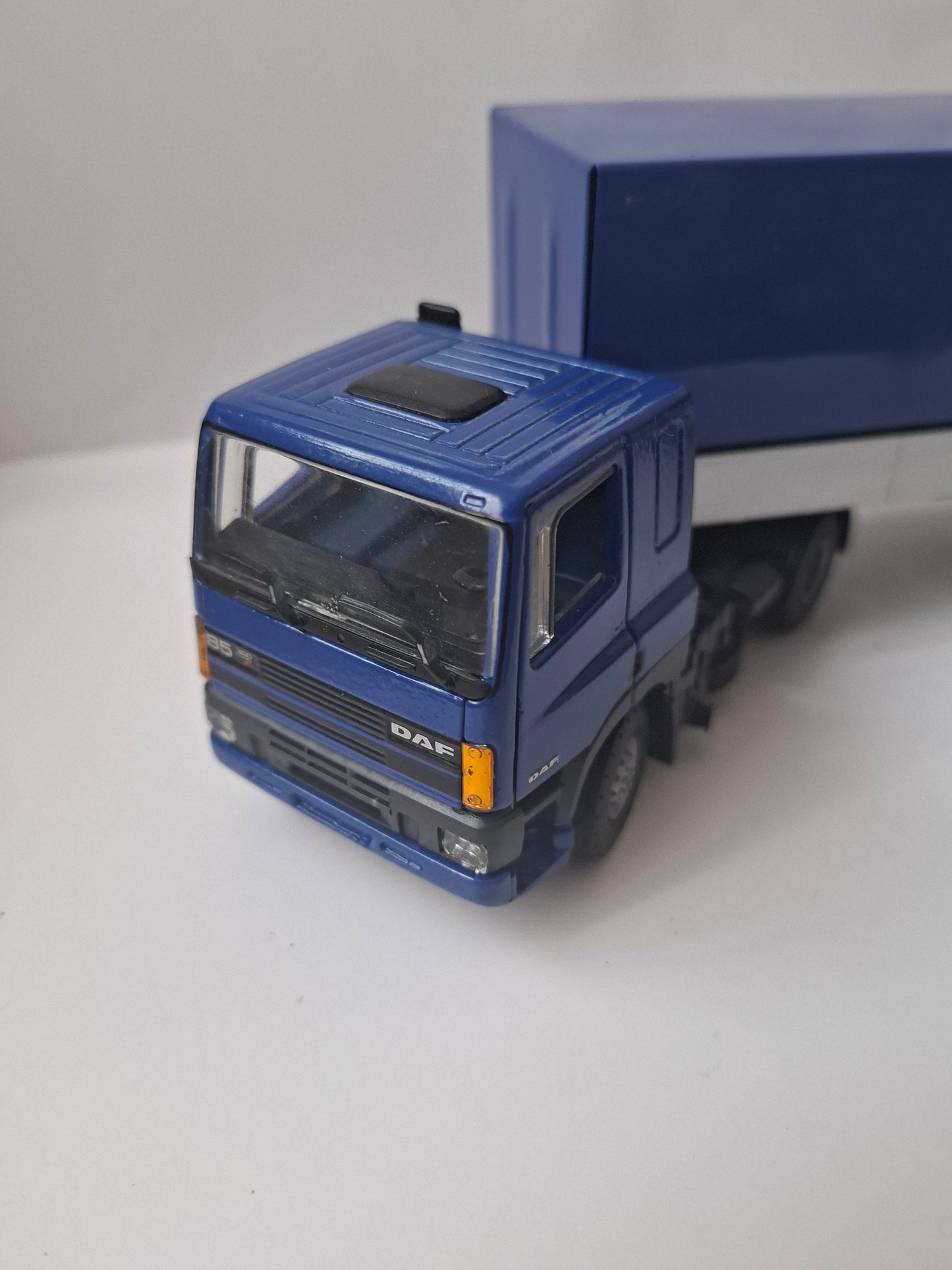 Tekno 1:50 Scale DAF 85/360 ATI Blue Truck Model - Vintage Dutch Collectible