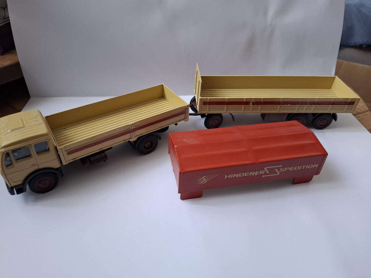 Classic NZG No. 146  Mercedes Benz 1632S 1932S 1:50 Scale Hinderer Spedition Truck and Trailer