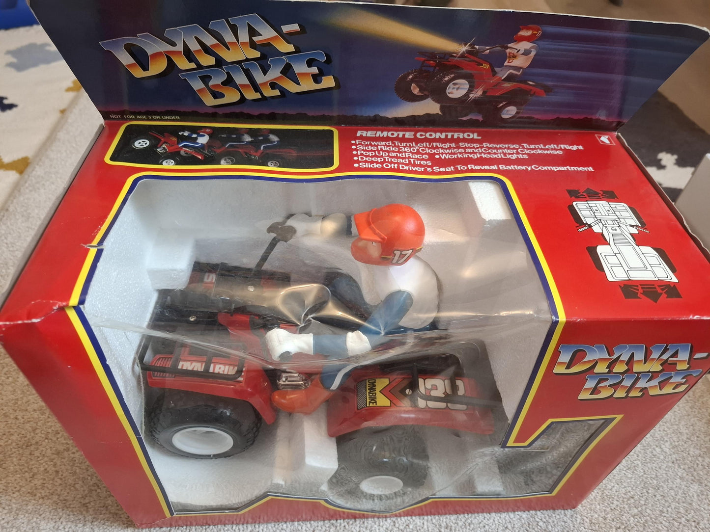 Vintage 80s - New Zee Toys Dyna Bike 4 wheeler remote controlled Hong Kong -original box