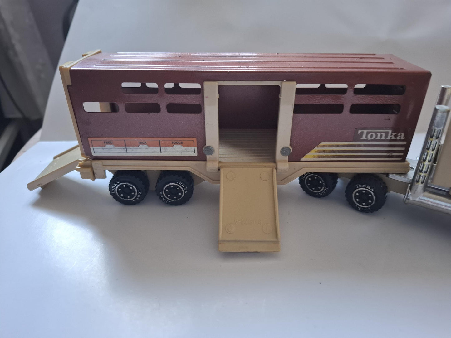 Vintage 1980 Tonka Cattle/Horse Truck + Semi Truck - made in Mexico