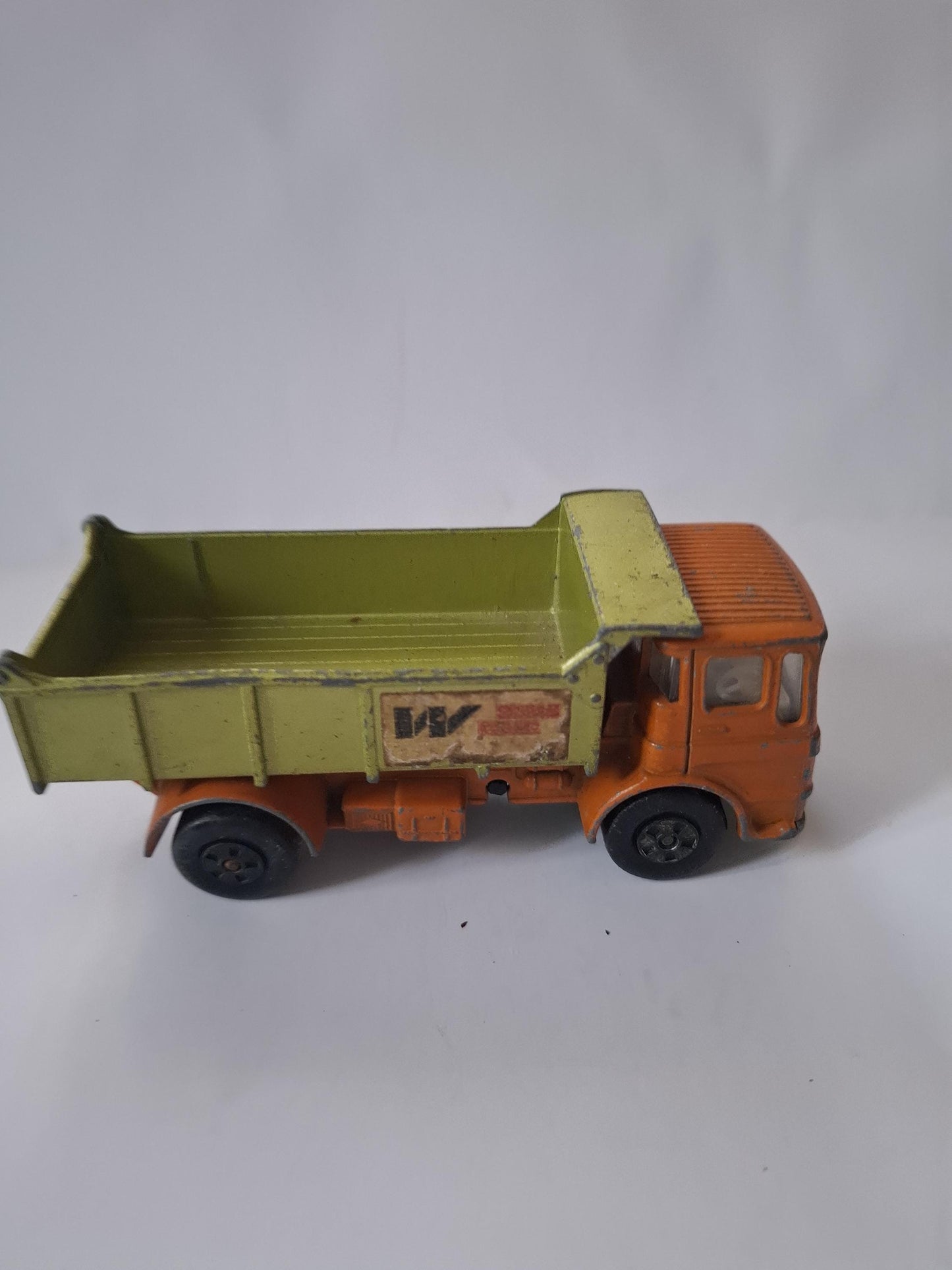 Retro 1971 Matchbox Layland Tipper K-4 Die Cast Model Truck