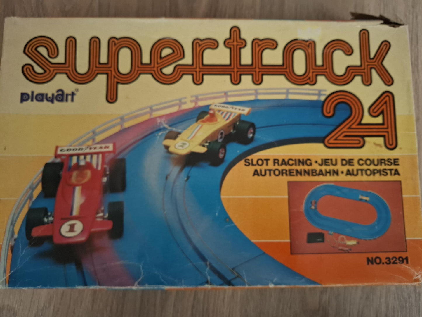 Vintage 1970s PLAYART Supertrack 21 GOOD YEAR Slot Car Racing Track With Cars No.3291