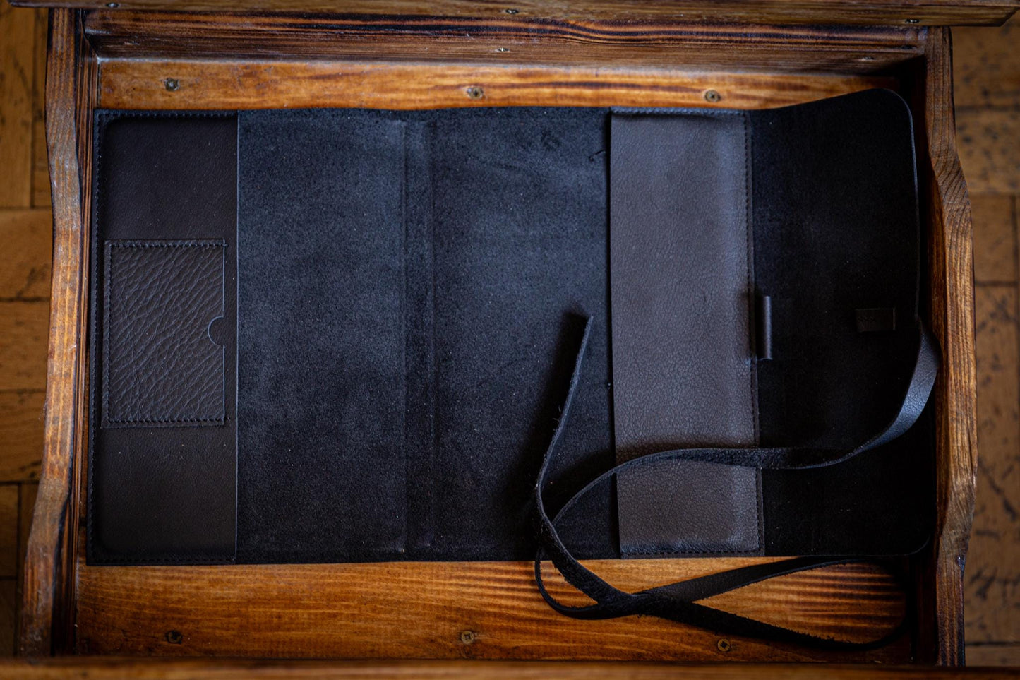 Handmade Leather Notebook cover Refillable Journal Personalized Gift for Writers & Travelers Black