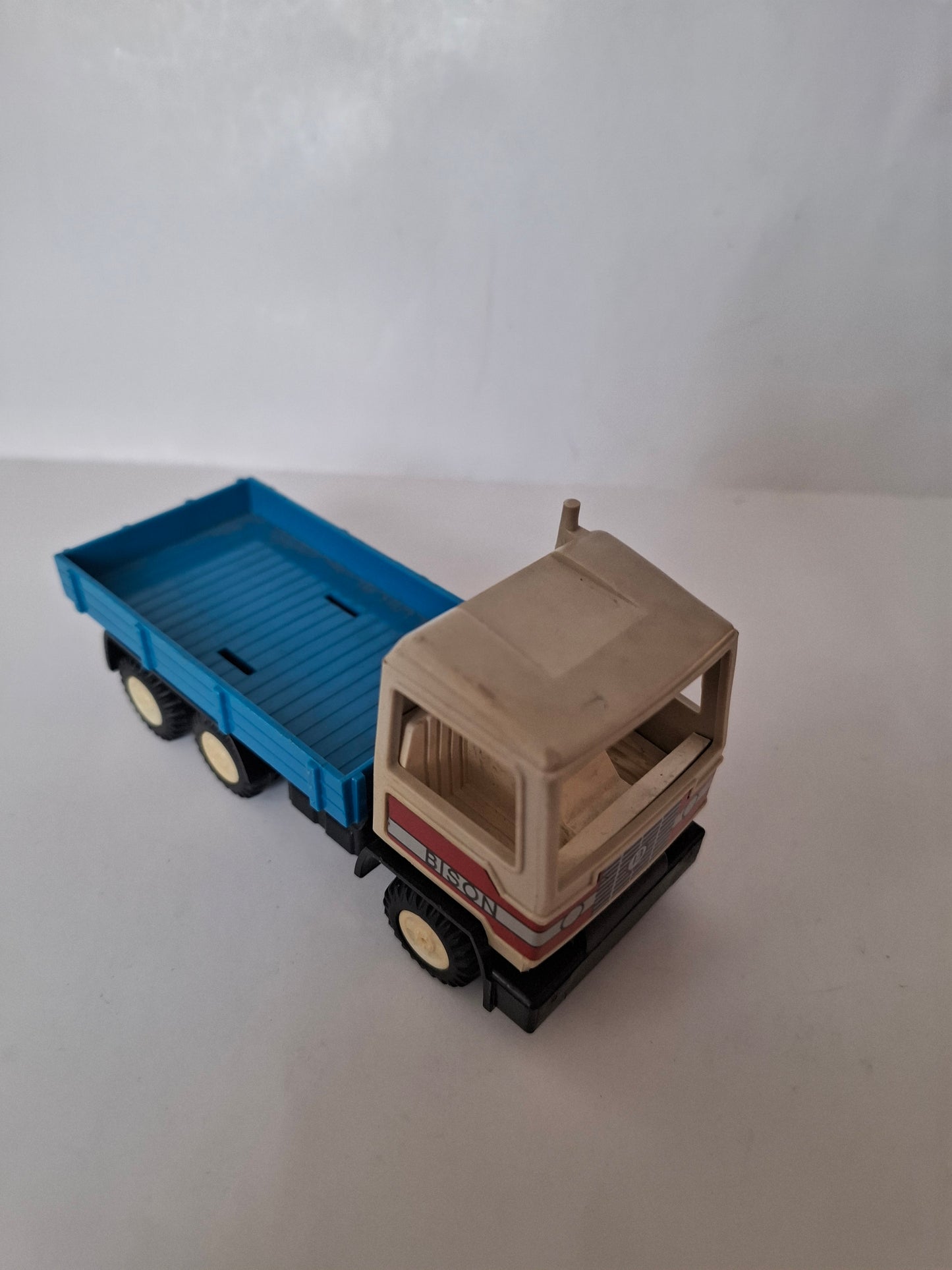 Vintage Bison Turbo Toy Plastic Friction Flatbed Truck – VEB (Made in GDR)