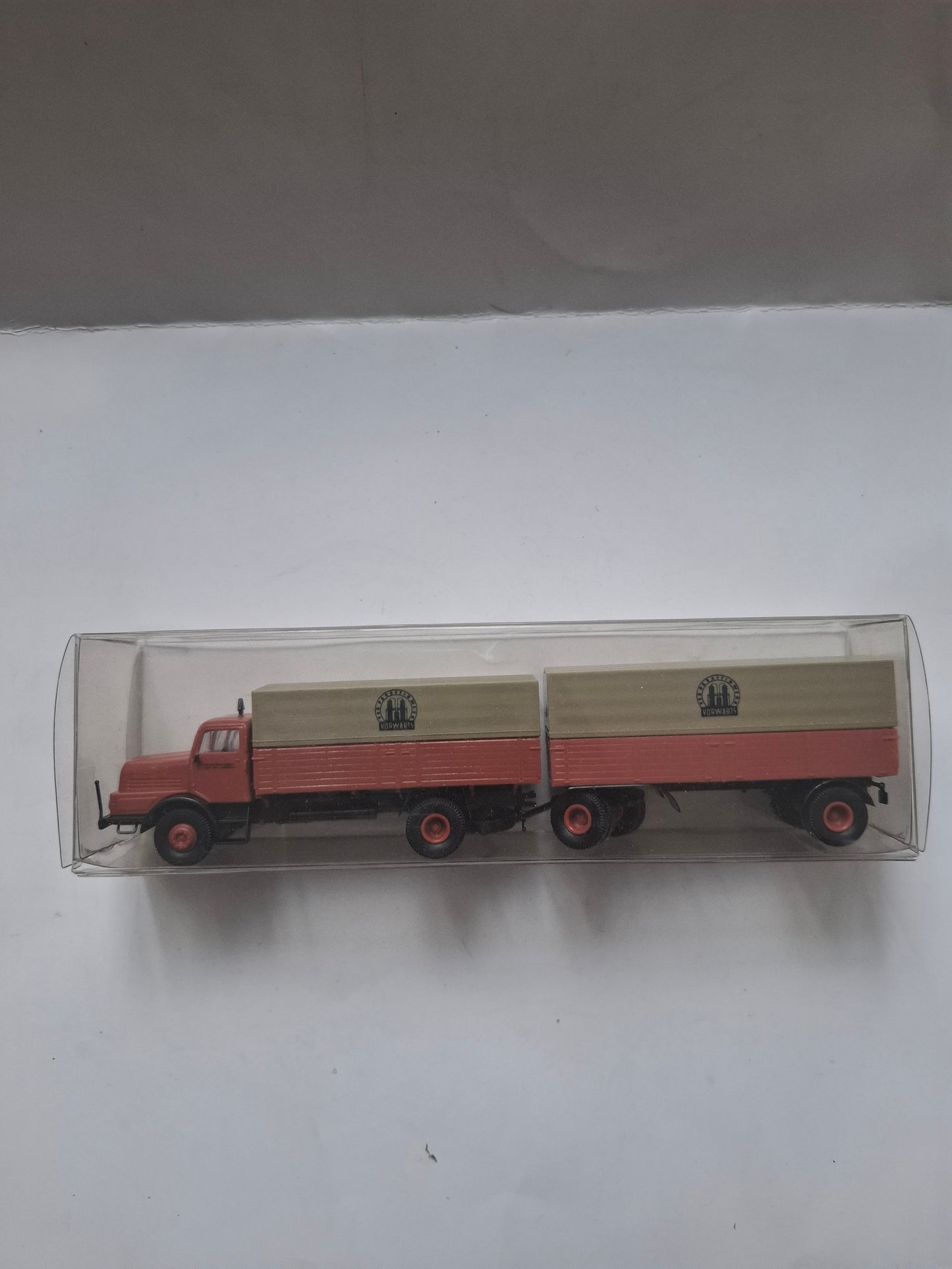 Brekina IFA S 4000-1 Truck & Trailer 1:87 H0 Scale – Original Keys, VGC