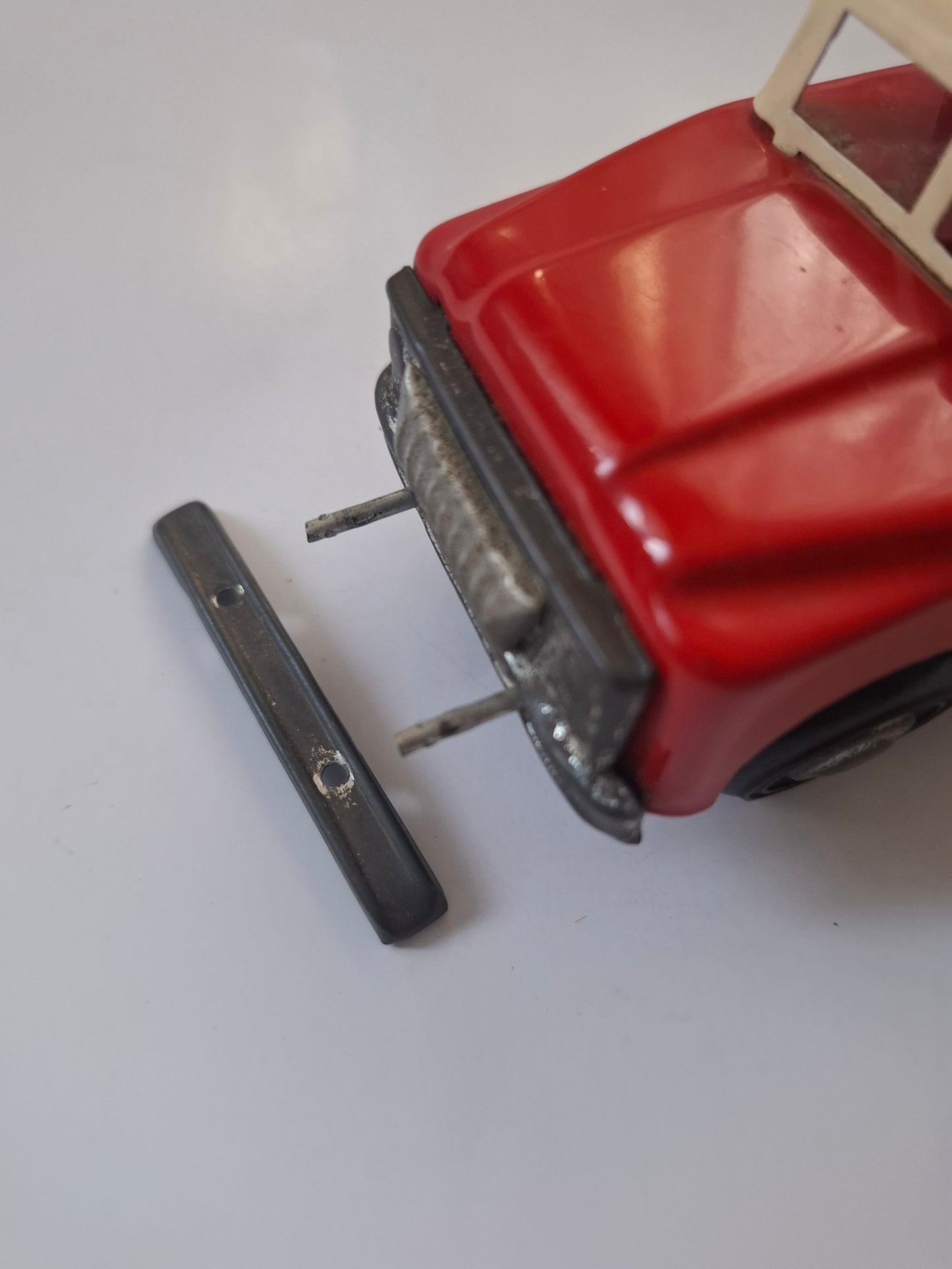 Vintage Red Friction Motor Dump Truck China Tin Toy MIB 1960's -MF 973