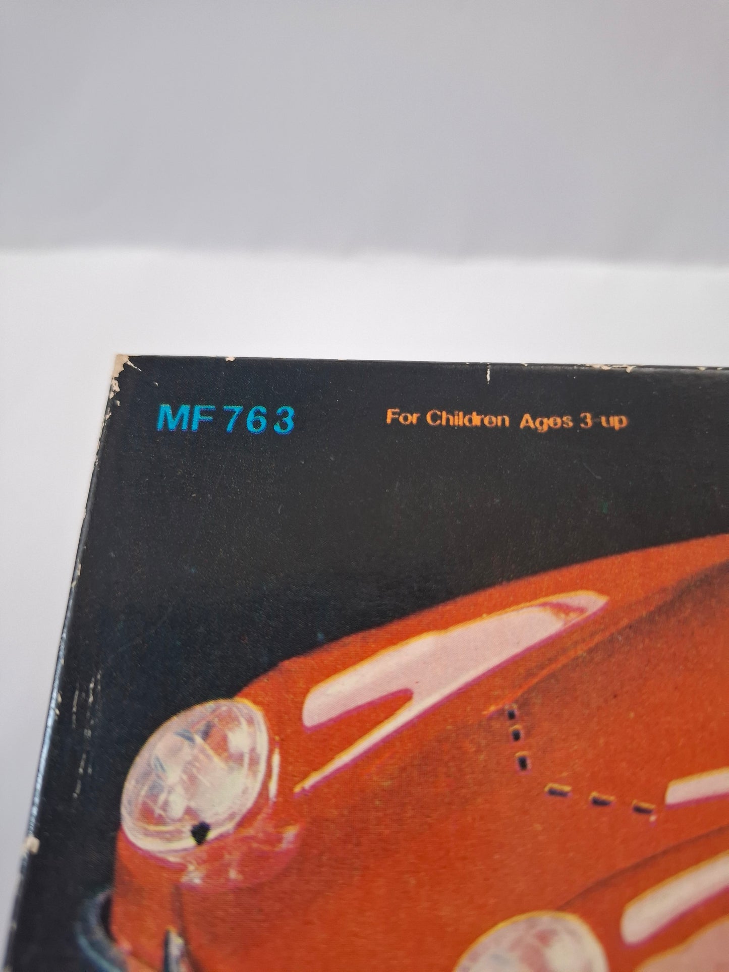 Vintage Racing Car Friction Tin Toy Voiture De Course MF 763 - 1:18 scale- Made In China