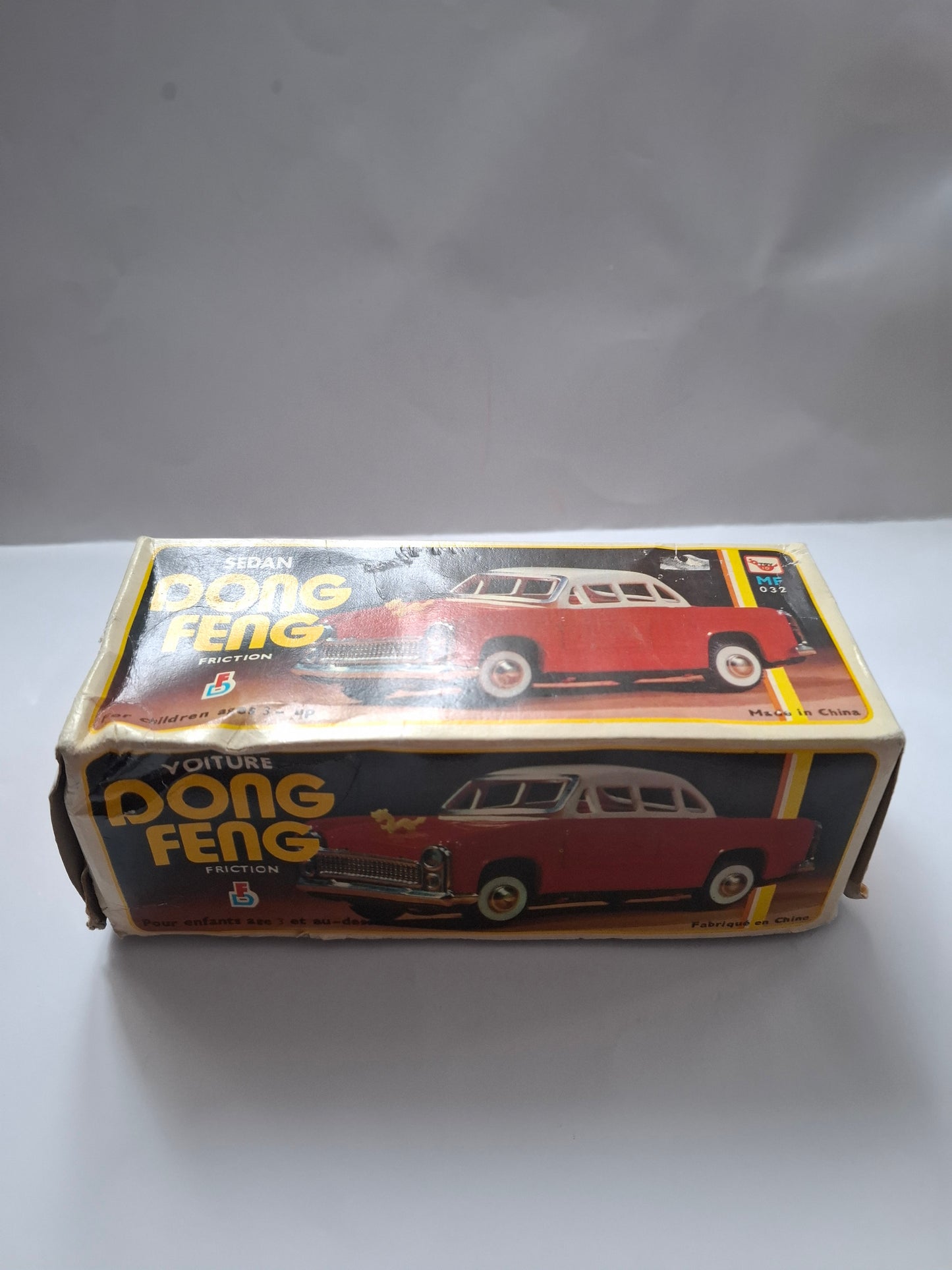 Vintage MF 032 Dong Feng Sedan – Tin Friction Toy with Original Packaging