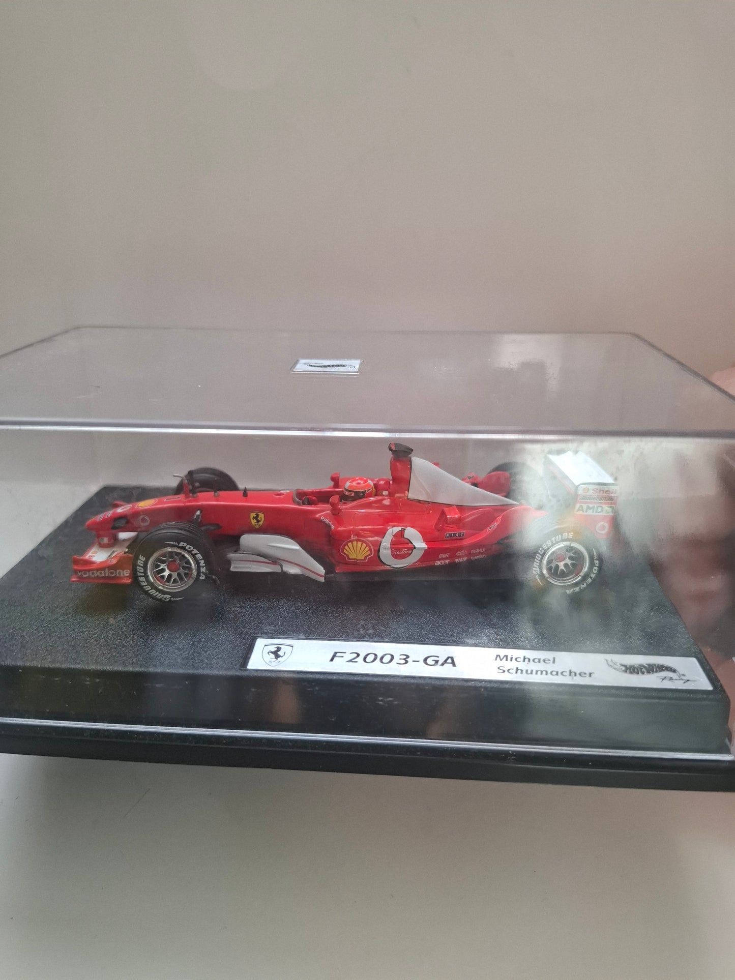 Hot Wheels Ferrari F2003-GA #1 Michael Schumacher World Champion 2003 1/43