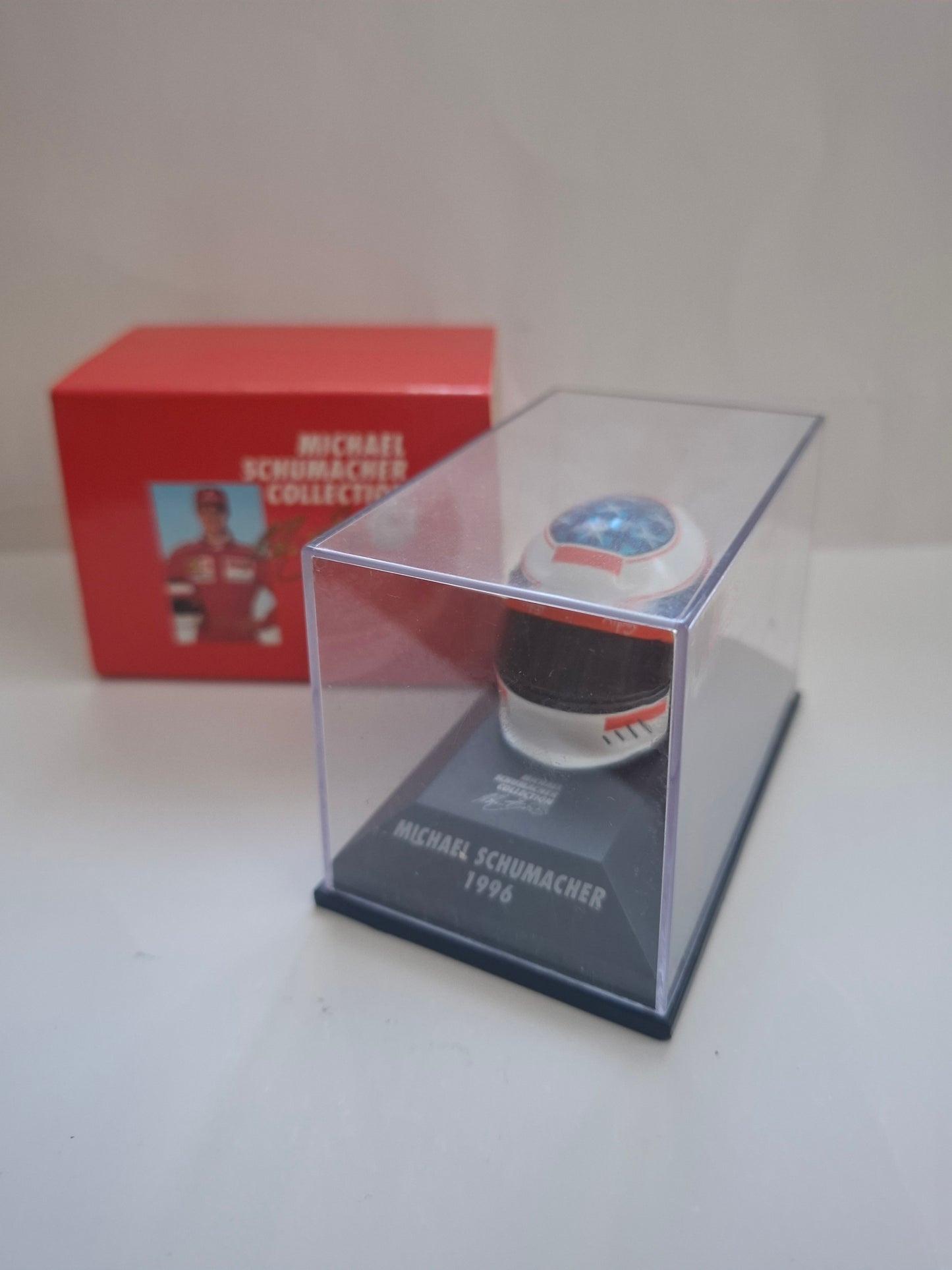 Paul's Model Art (Minichamps) Michael Schumacher 1996 F1 Helmet 1:8 scale -boxed