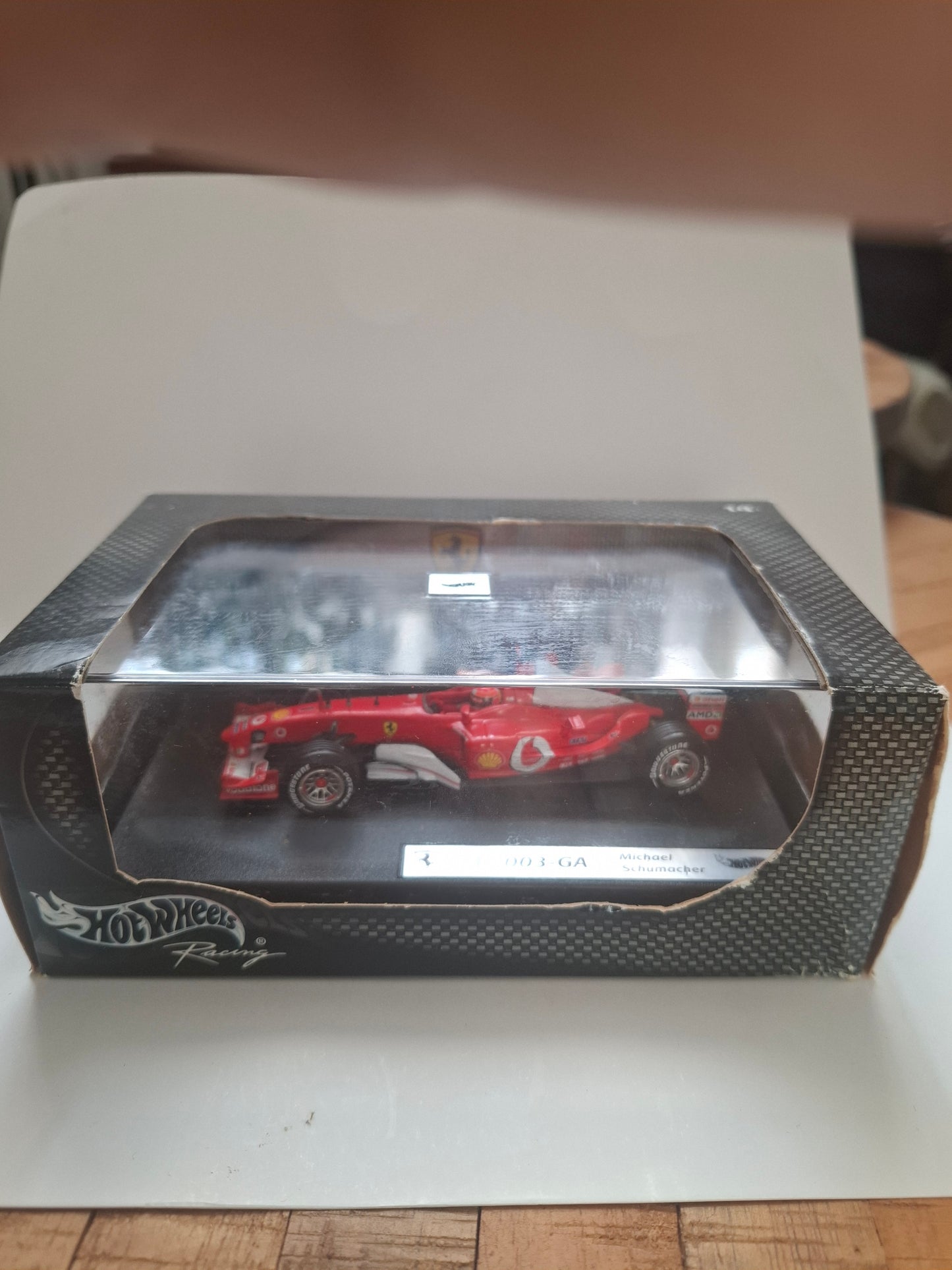 Hot Wheels Ferrari F2003-GA #1 Michael Schumacher World Champion 2003 1/43