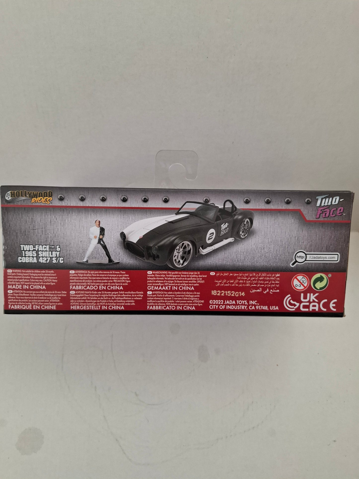 Jada Toys DC Comics Two-Face 1965 Shelby Cobra 427 S/C – 1:32 Die-Cast Car with Figure – Hollywood Rides -Sealed