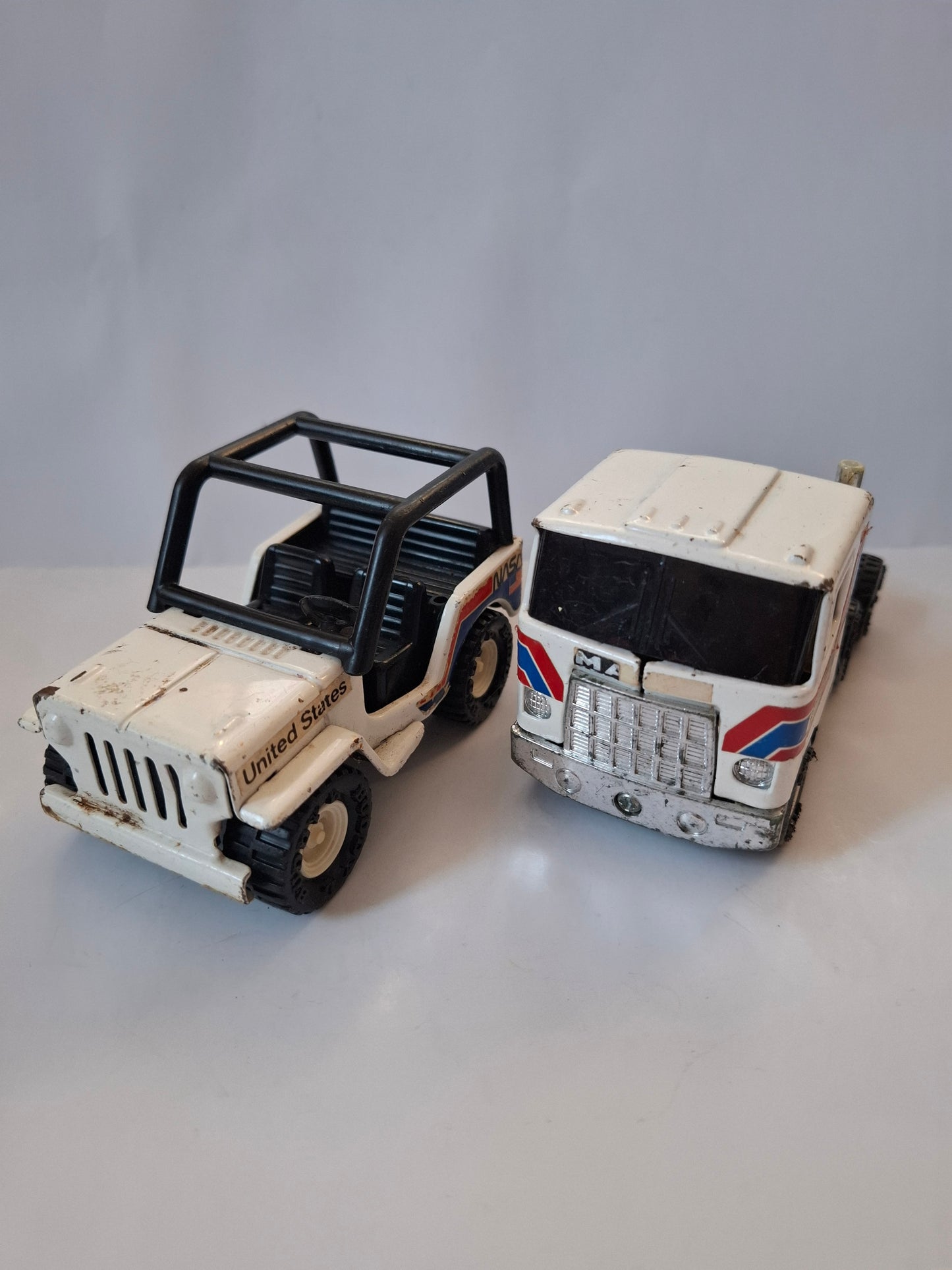 Vintage 1980 set NASA Jeep 4x4 + Mack truck Buddy L Pressed Steel toys - Made in Japan