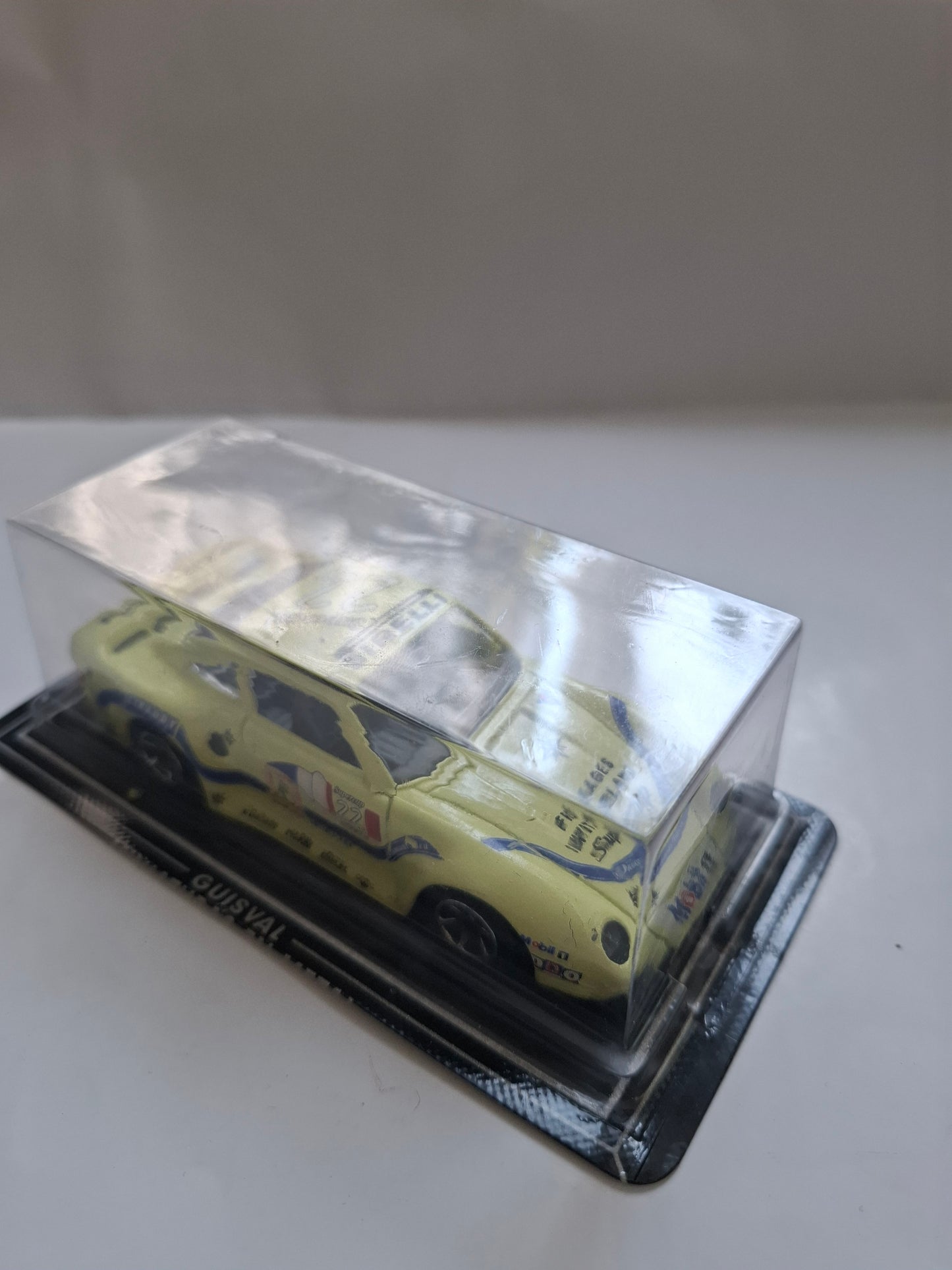 Vintage Guisval Porsche 959 #22 – 1:43 Beige Diecast Model with Original Box (Aged Paint)