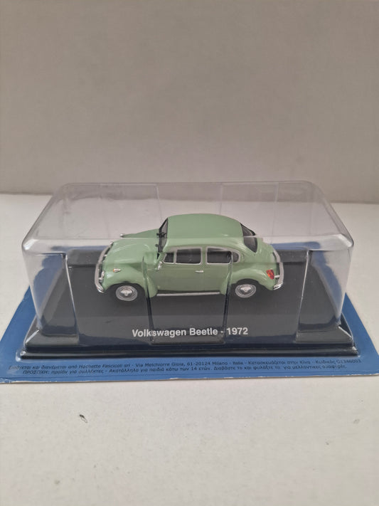 Hachette 1972 Volkswagen Beetle – 1:43 Die-Cast “Unforgettable Cars” Series – New in Display Case