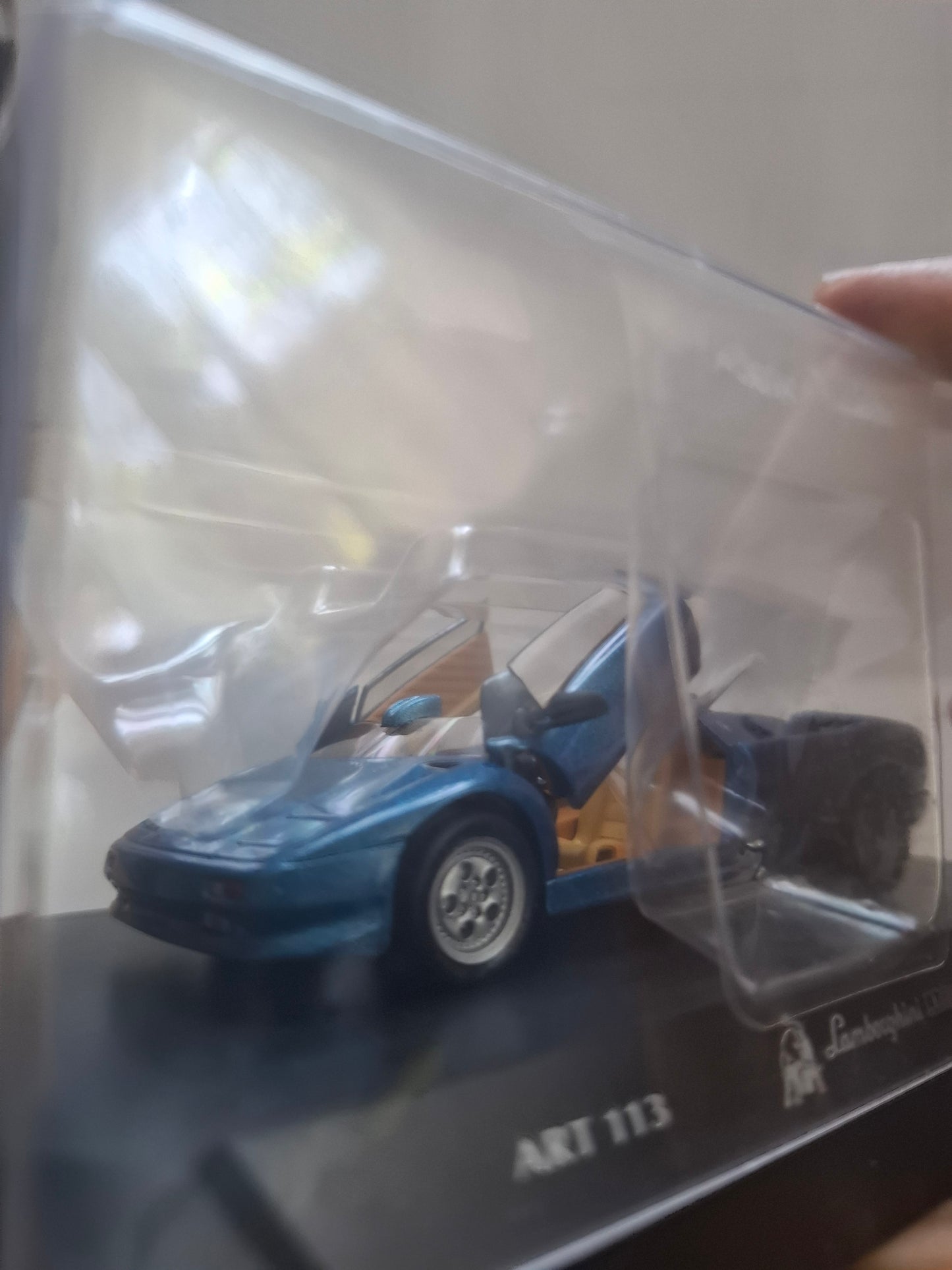 Detail Cars 113 – Lamborghini Diablo Roadster in Metallic Blue (1:43 Scale, Made in Italy)