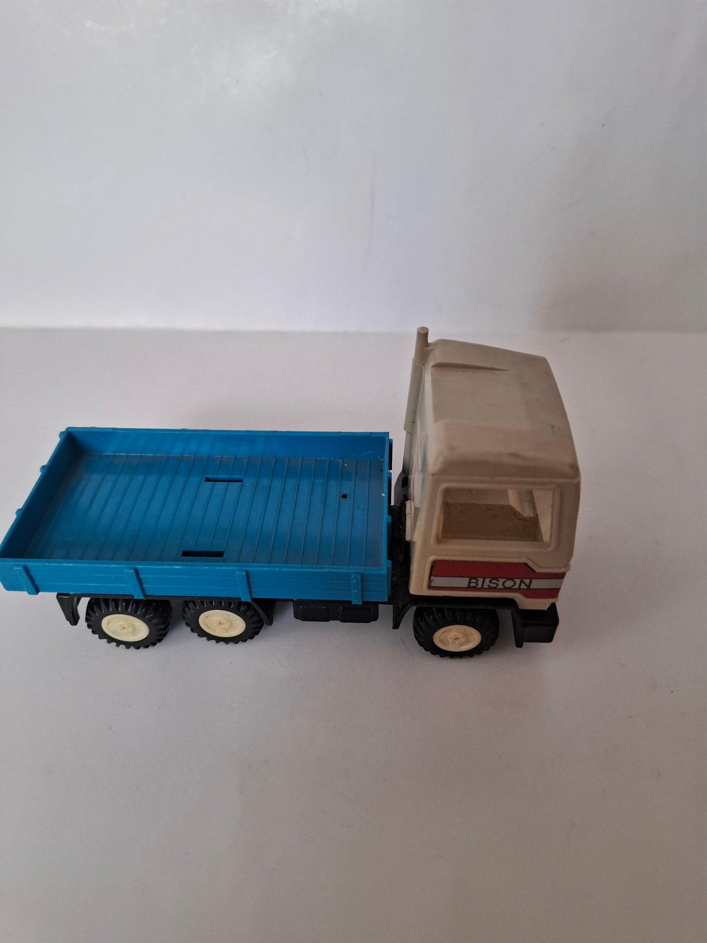 Vintage Bison Turbo Toy Plastic Friction Flatbed Truck – VEB (Made in GDR)