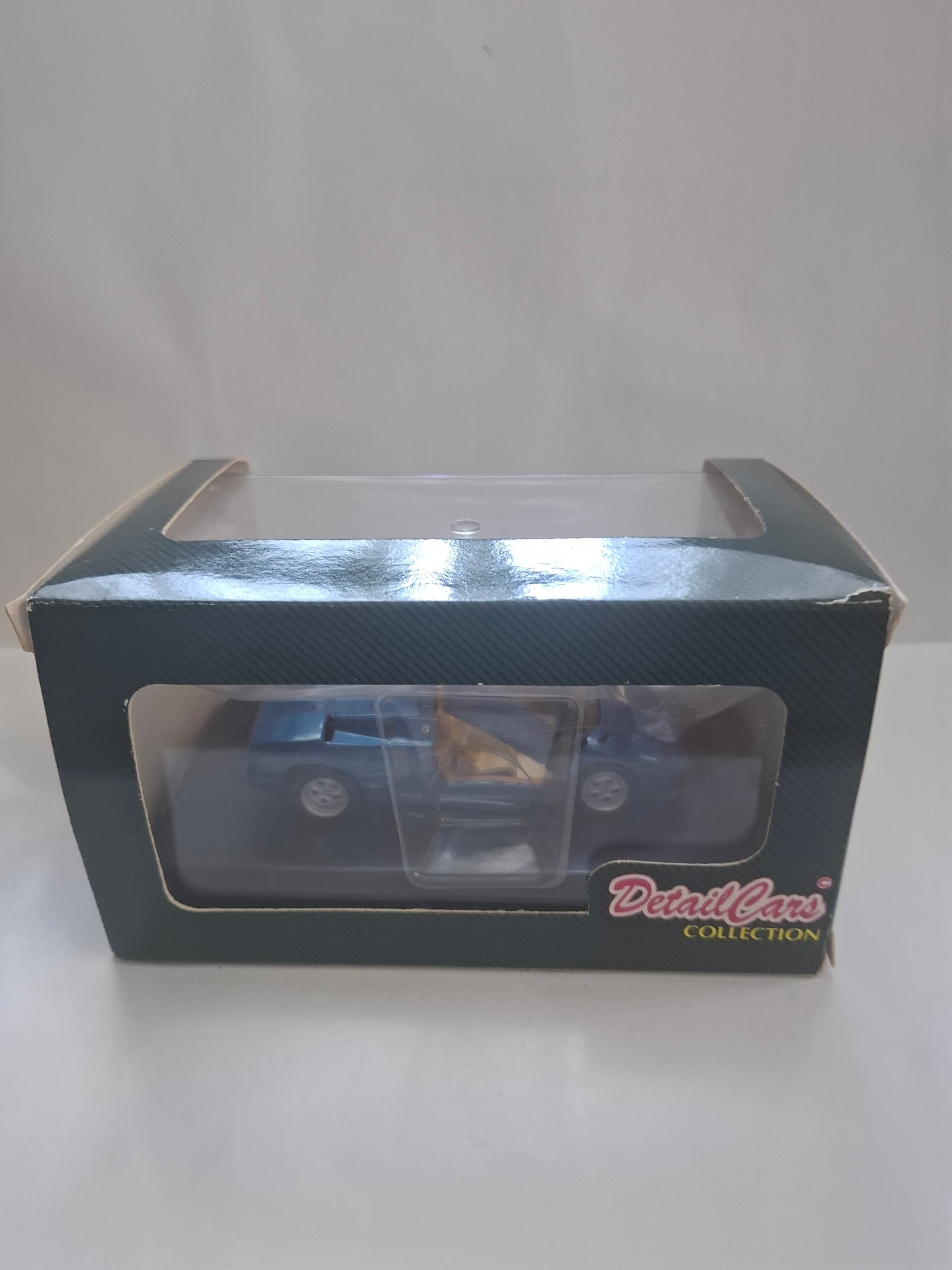 Detail Cars 113 – Lamborghini Diablo Roadster in Metallic Blue (1:43 Scale, Made in Italy)