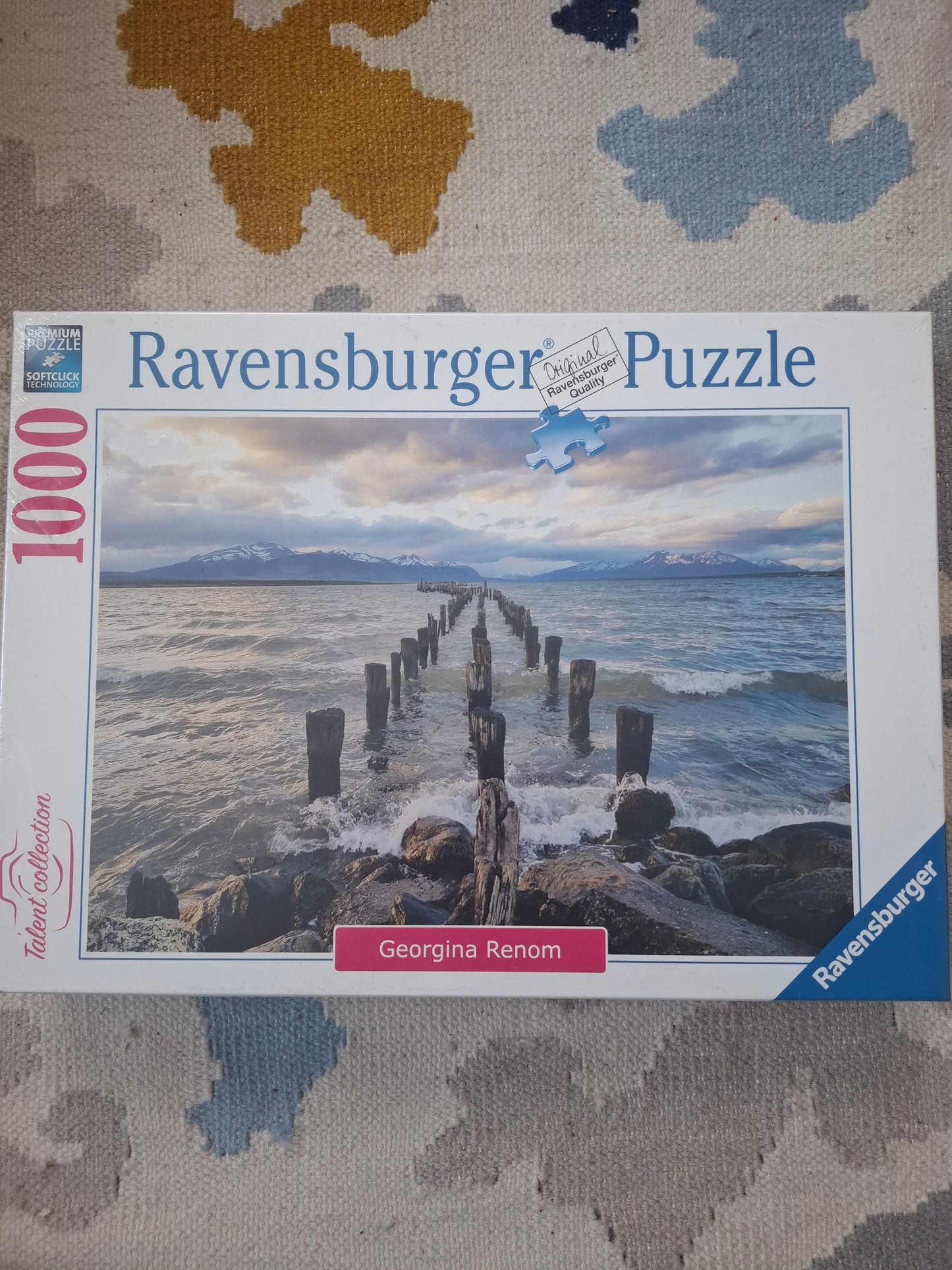 Ravensburger 1000-Piece Jigsaw Puzzle – Puerto Natales Chile – Talent Collection (2019)