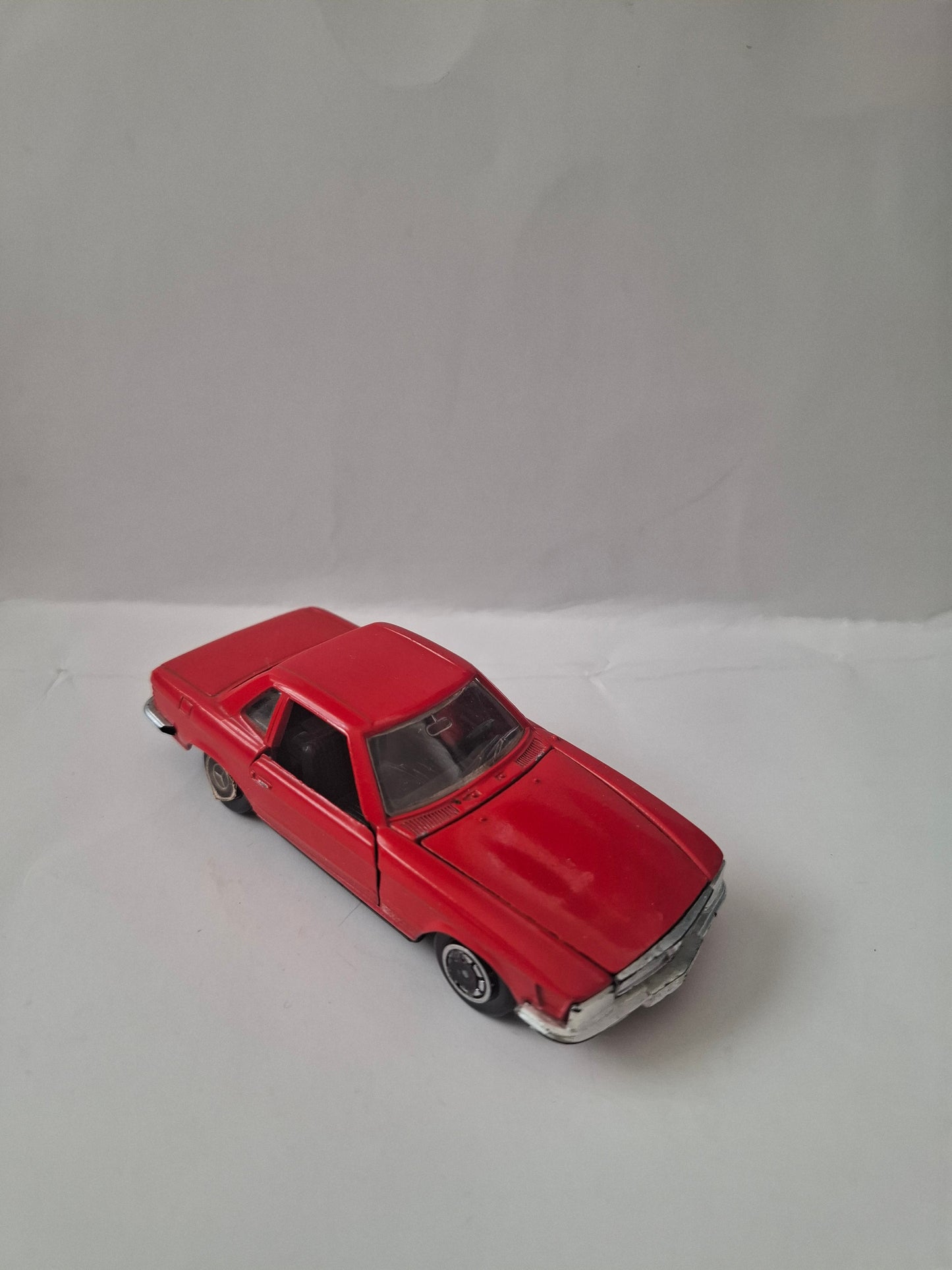Vintage Norev Jet-Car Mercedes-Benz 350 SL – 1:43 Scale Die-Cast Model, No Box, Collector Detail