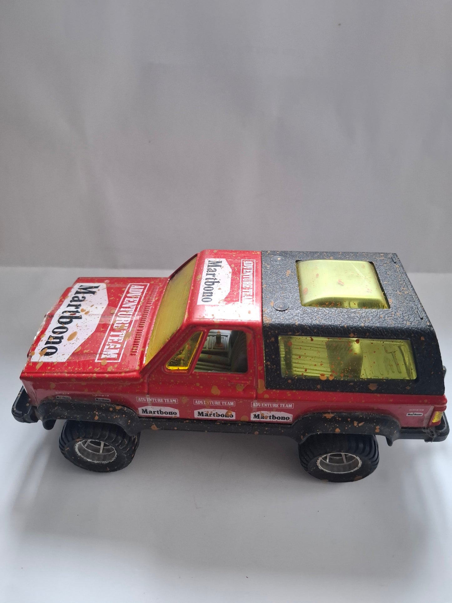 Vintage Jadi Toys Giodi Chevrolet Blazer Off-Road Rally – Diecast 1:25, Marlboro Decals, Mud Effect