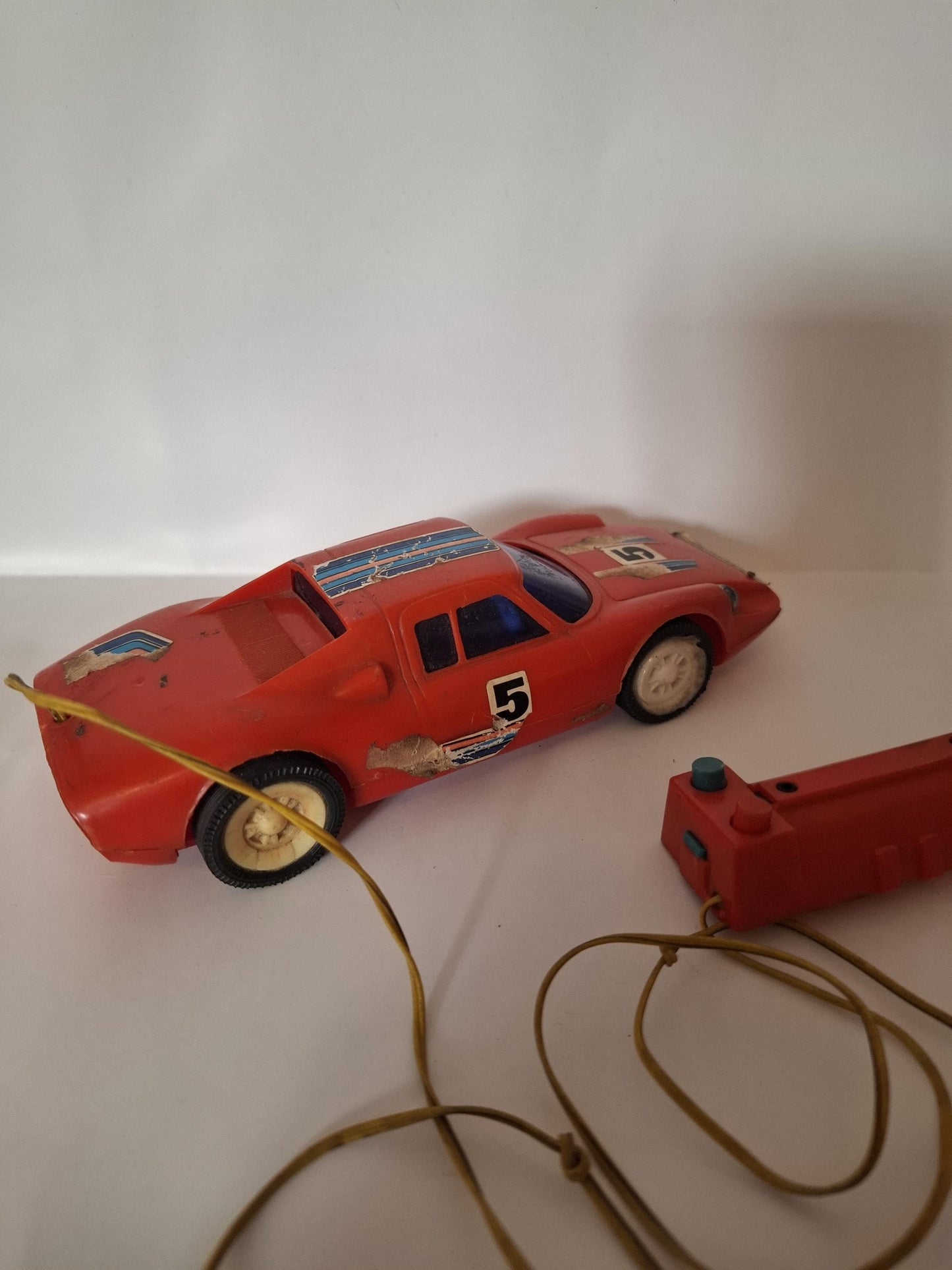 Vintage 80s Porsche 904 GTS Remote Control Car – Rare Restoration Project