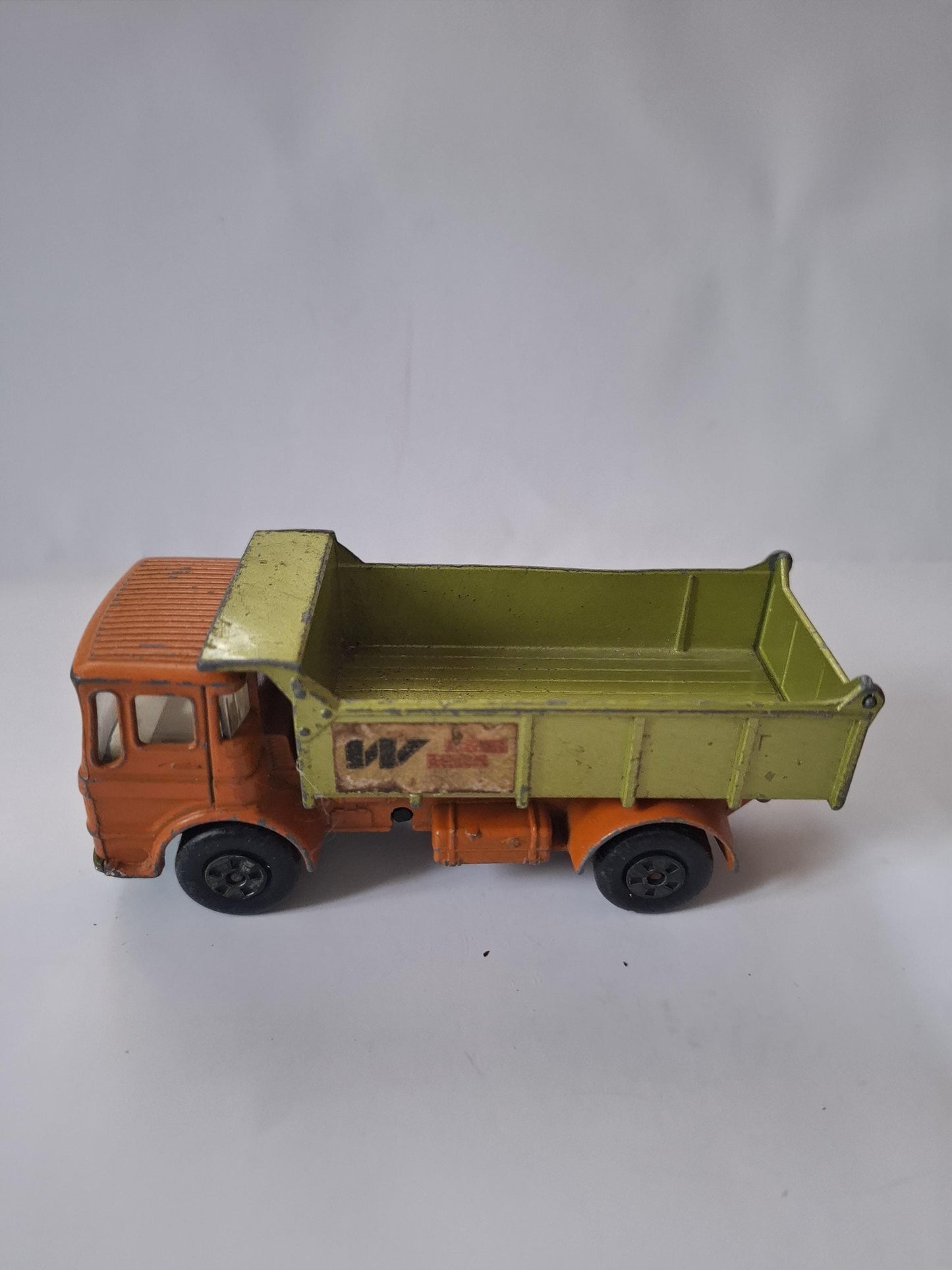 Retro 1971 Matchbox Layland Tipper K-4 Die Cast Model Truck
