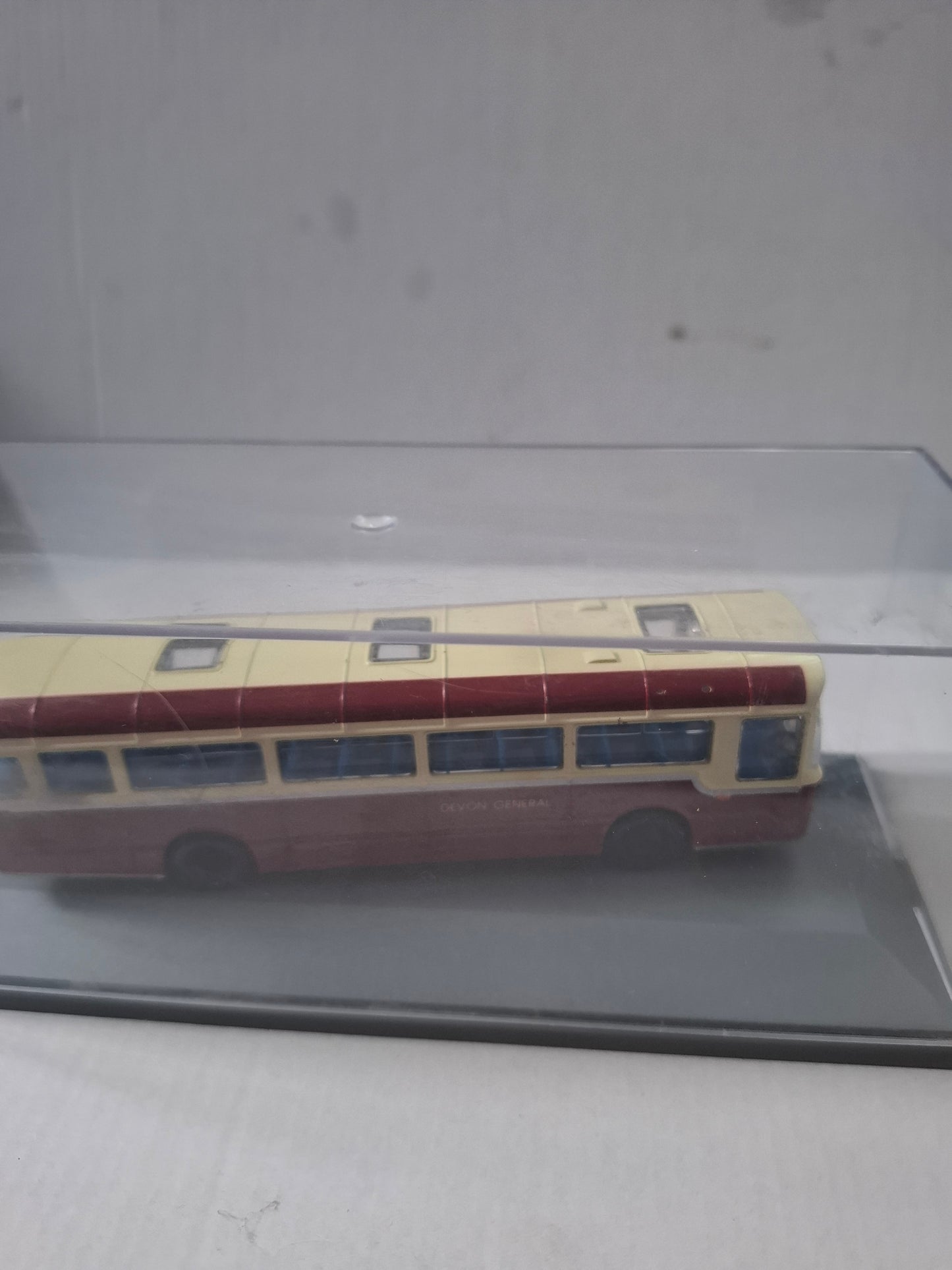 Corgi 97900 AEC Reliance Devon General Bus – 1:76 Die-Cast Model with Box – Limited Edition