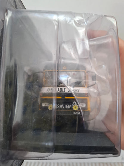 Saviem SB2 Long Renault Sport 1978 – 1:43 Die-Cast Model by Altaya/IXO – Sealed in Blister