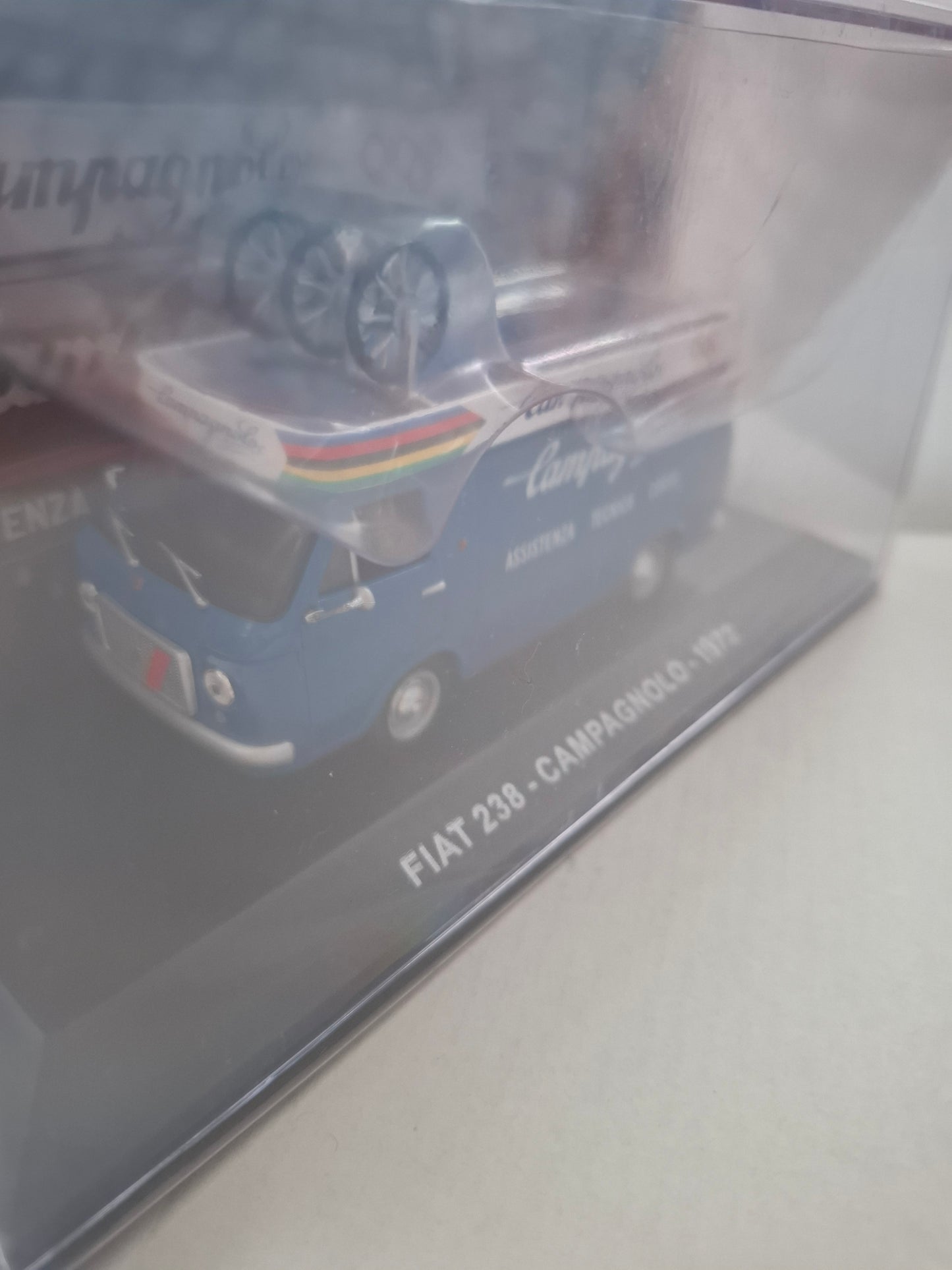 Eaglemoss Die-Cast Advertising Model – Fiat 238 Campagnolo 1972 – 1:43 Scale (Factory Sealed)