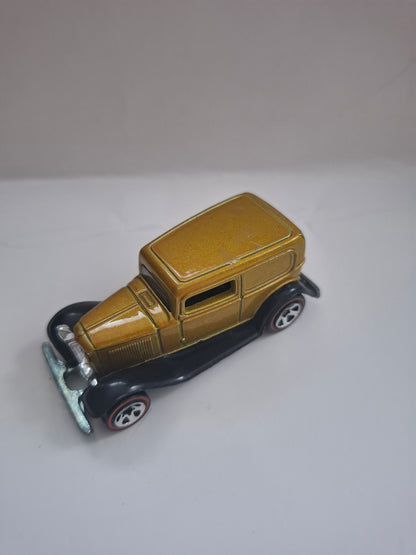 Vintage Hot Wheels Redline ’32 Ford Delivery – Gold 1988 Malaysia Die-Cast Van