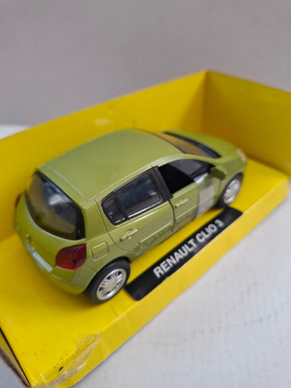 Renault Clio III (2003) – 1:32 Scale Die-Cast Model by New-Ray – Like New, Box Damaged