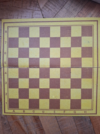 Vintage 1985 Soviet Pioneer Chess Set – Small Plastic Chess with Cardboard- Board Complete in Box