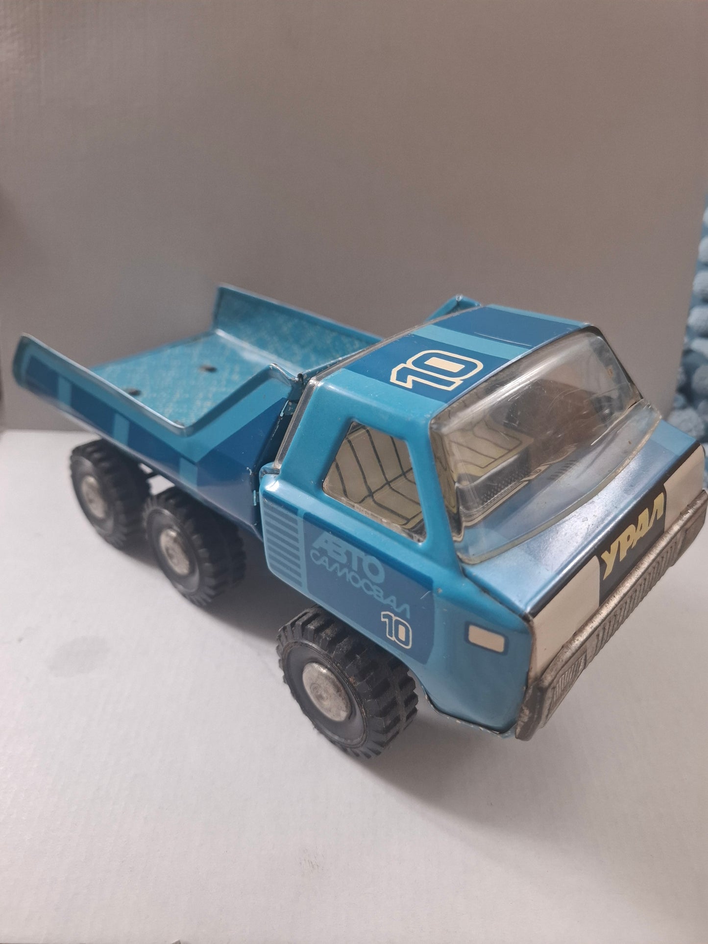 Vintage Big Children's Blue Metal Tin Toy Green Dump truck Ural USSR Nr.10