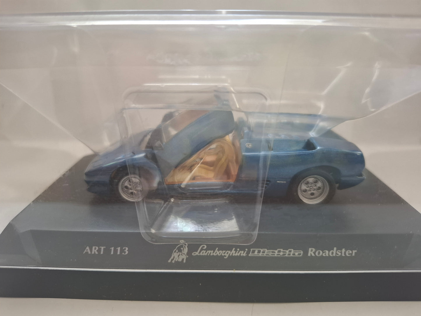 Detail Cars 113 – Lamborghini Diablo Roadster in Metallic Blue (1:43 Scale, Made in Italy)