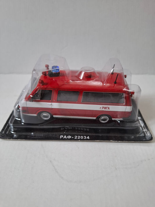 RAF-22034 Fire Engine – DeAgostini Russian Legends 1:43 Scale Die-Cast Model (Riga)