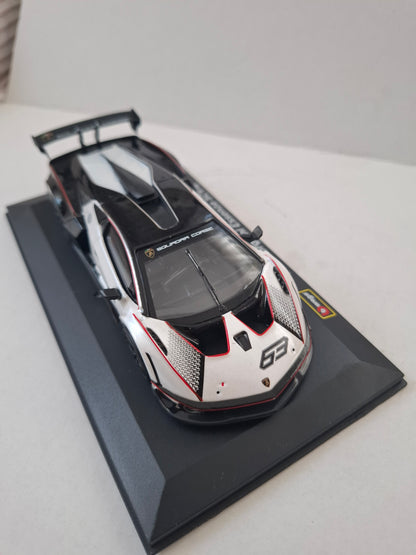 Lamborghini Essenza SCV12 year 2021 white metallic / black 1:32 Bburago