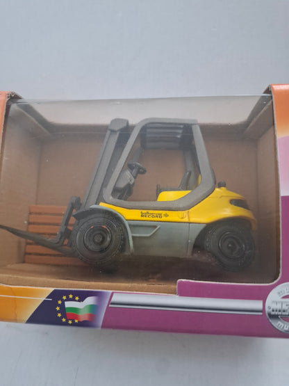 Vintage Metal Forklift 1:25 Scale – Micro 67 Balkancar H35 – Original Box – Rare Bulgarian Diecast