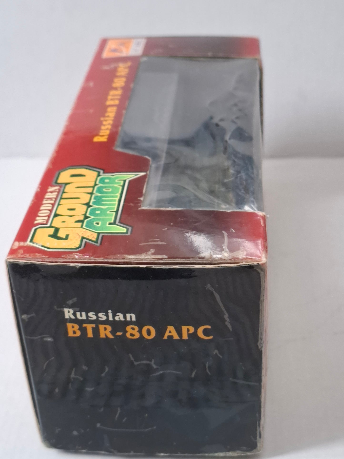 Modern Ground Armor Russian BTR-80 APC Military Tank Model – 1:72 Scale – In Original Box