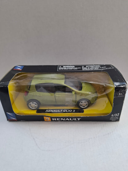 Renault Clio III (2003) – 1:32 Scale Die-Cast Model by New-Ray – Like New, Box Damaged