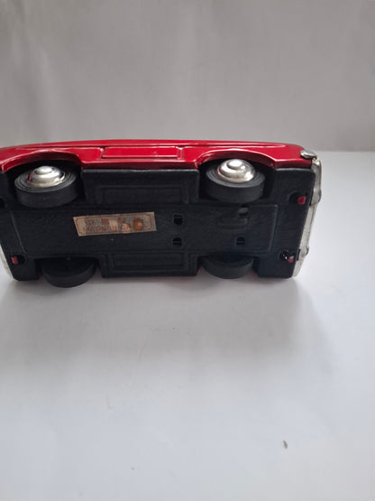 Rare Candy Red Station Wagon Car Tin Friction Toy MF 731 -made in china