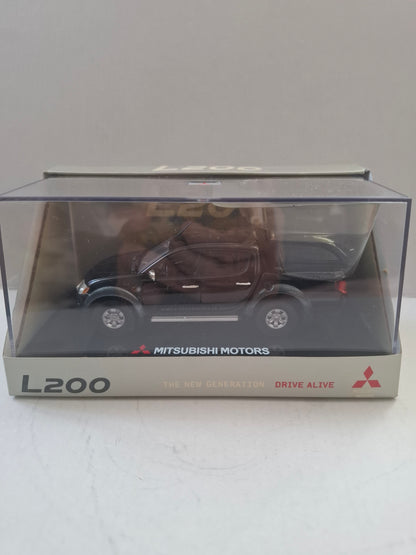Mitsubishi L200 1:43 Diecast Dealer Model – Black Mica / Grey Mica / Silver Metallic – Like New